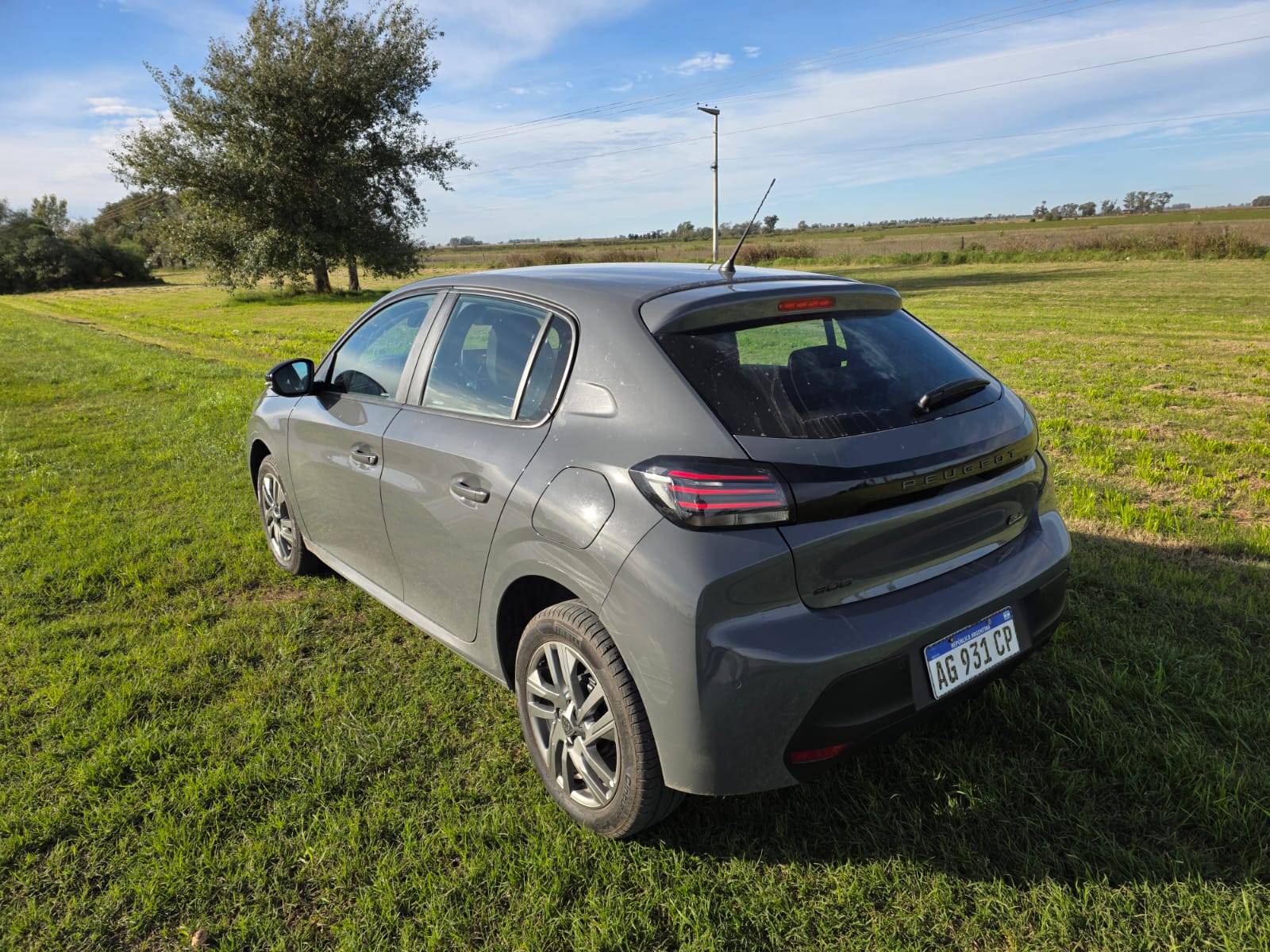 PEUGEOT 208 ALLURE AT 1.6L